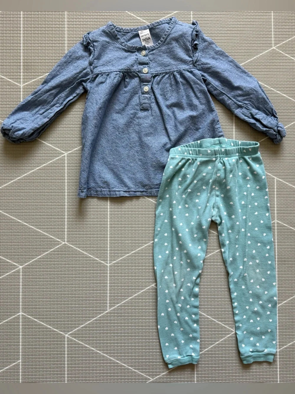 Carters|Baby girl/toddler matching set,Mint Heart Leggings & chambray top•••2T
